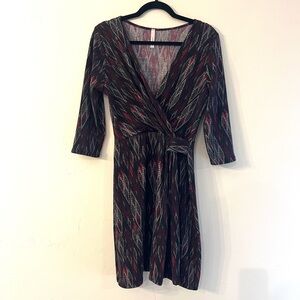 GILLI V-neck Mock Wrap 3/4 Sleeve Dress Black Red Grey White Size Large